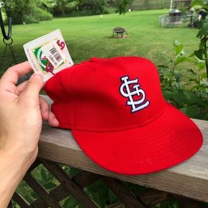 Vintage 90s St Louis Cardinals hat New Era